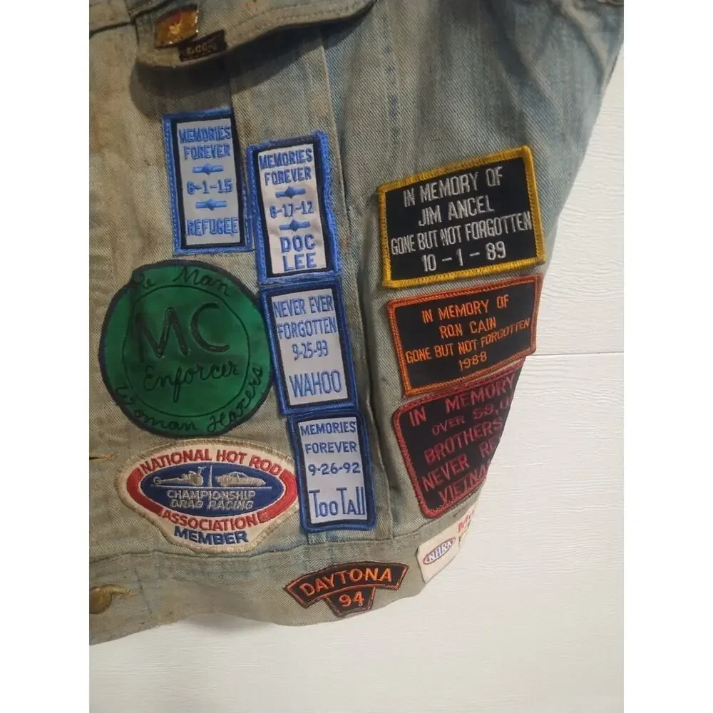 Vintage Lee Denim Vest Mens XL Blue Patches pins 70s Biker Trucker Cut Off Jean